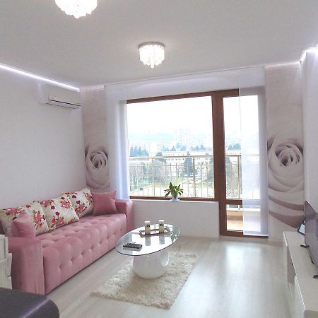 Apartment Silvi Varna Eksteriør bilde