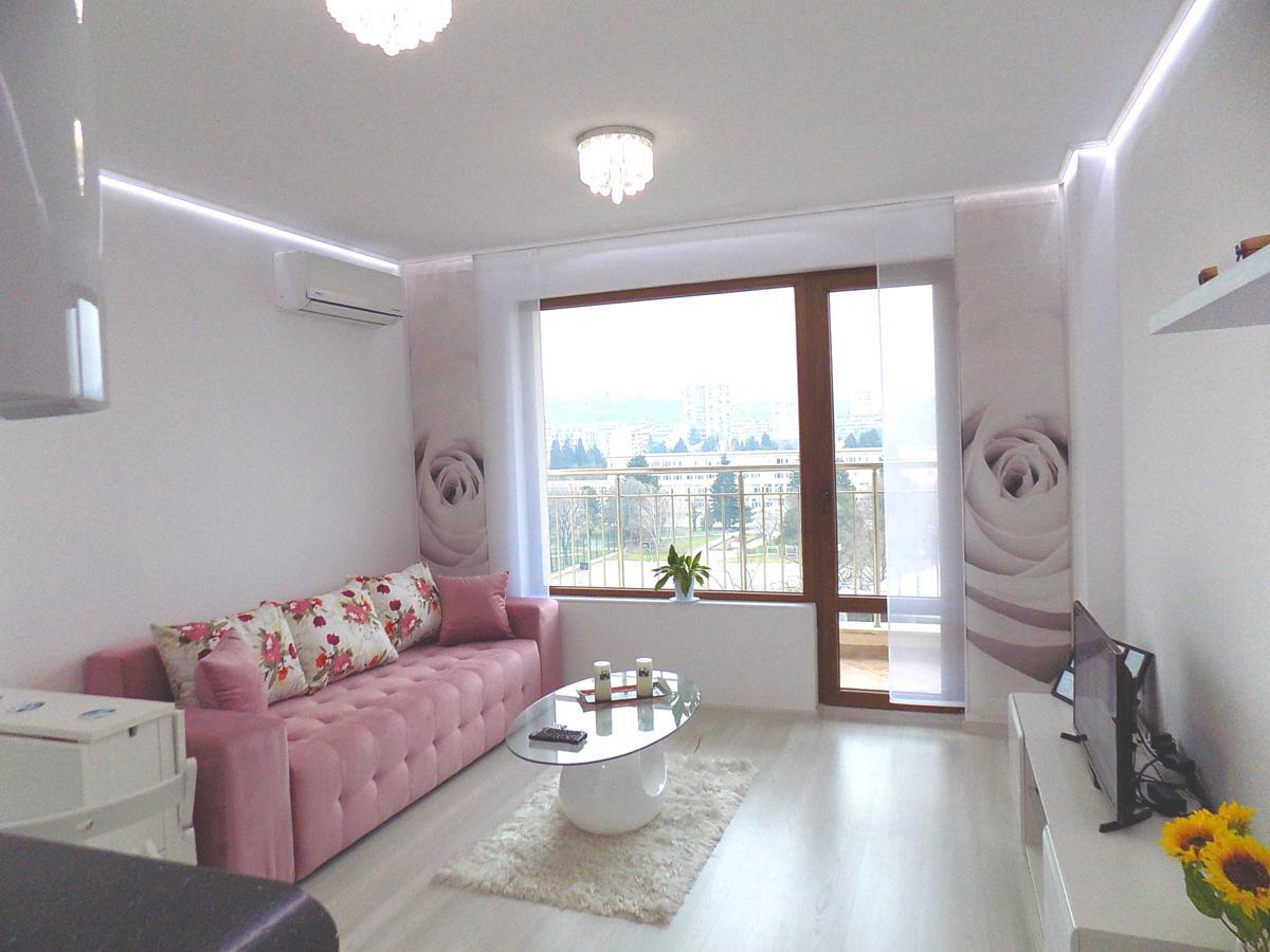 Apartment Silvi Varna Eksteriør bilde